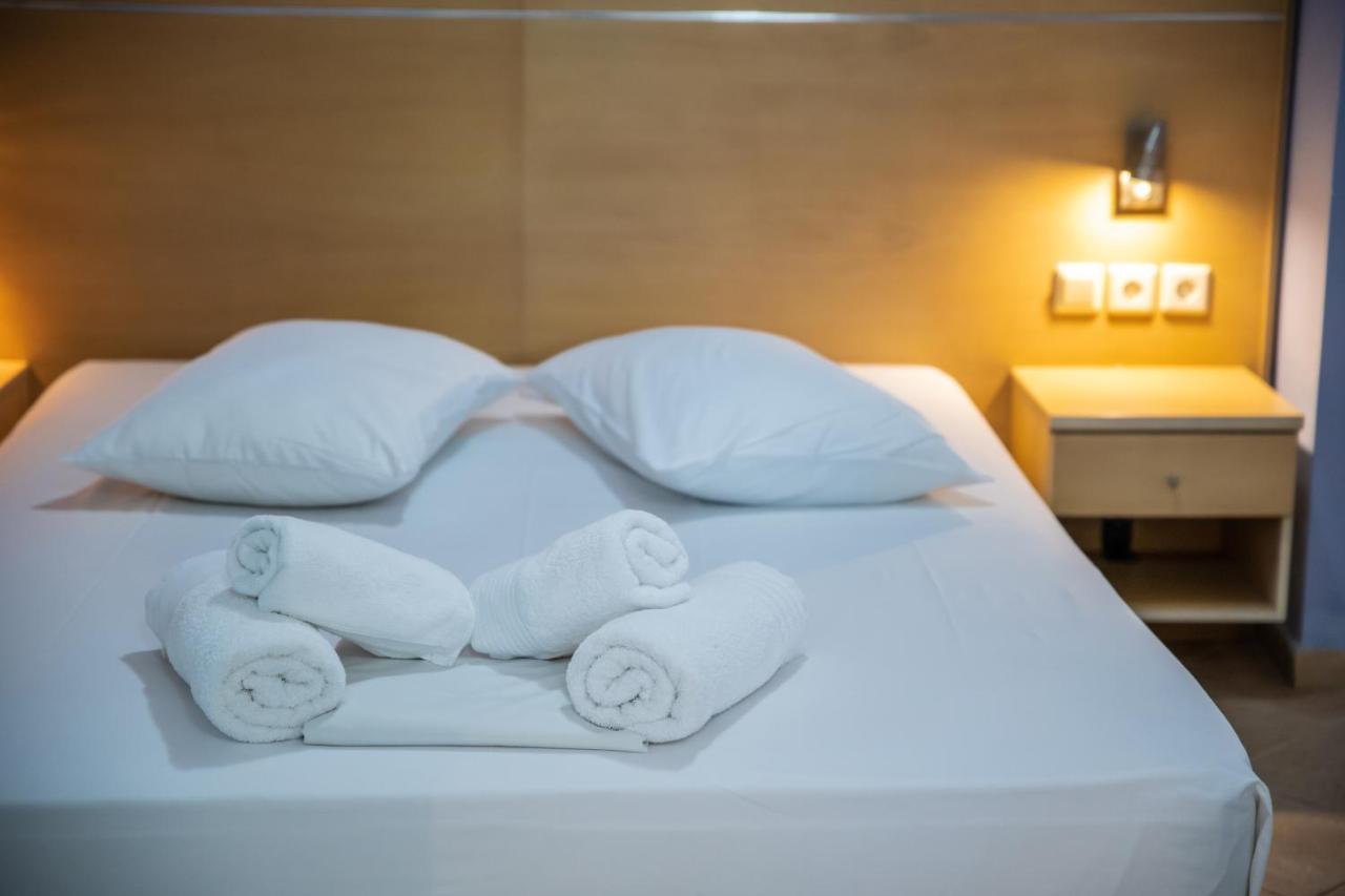 Elati Beach Aparthotel Nydri  Ngoại thất bức ảnh