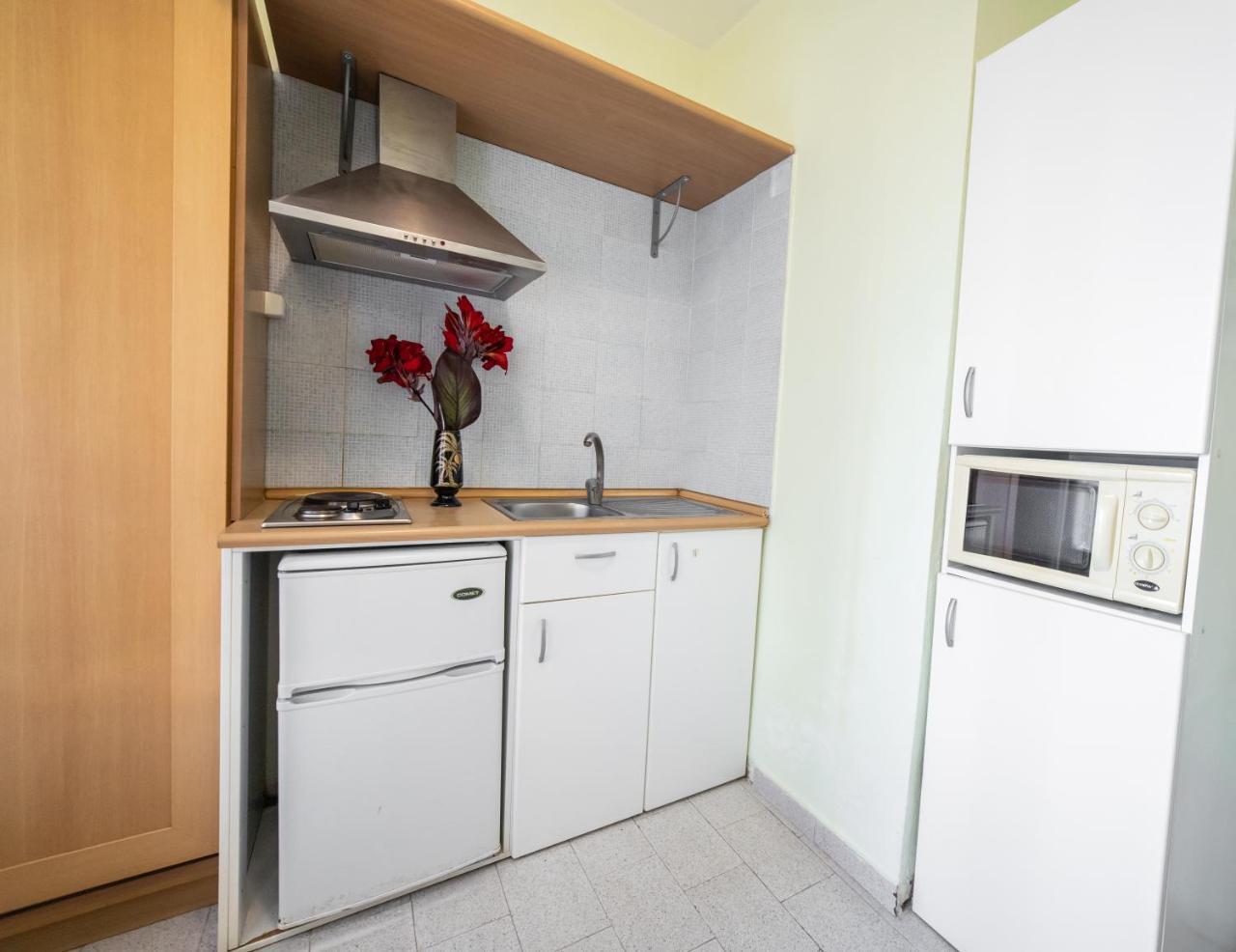 Elati Beach Aparthotel Nydri  Ngoại thất bức ảnh